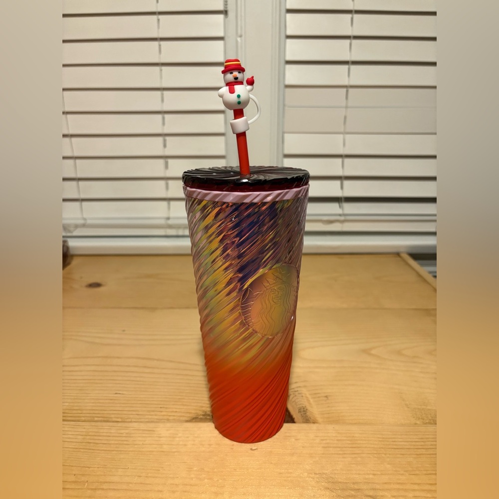Starbucks Winter 2025 Sunrise Pearl Ombré Swirl Venti Tumbler NWT 24oz
